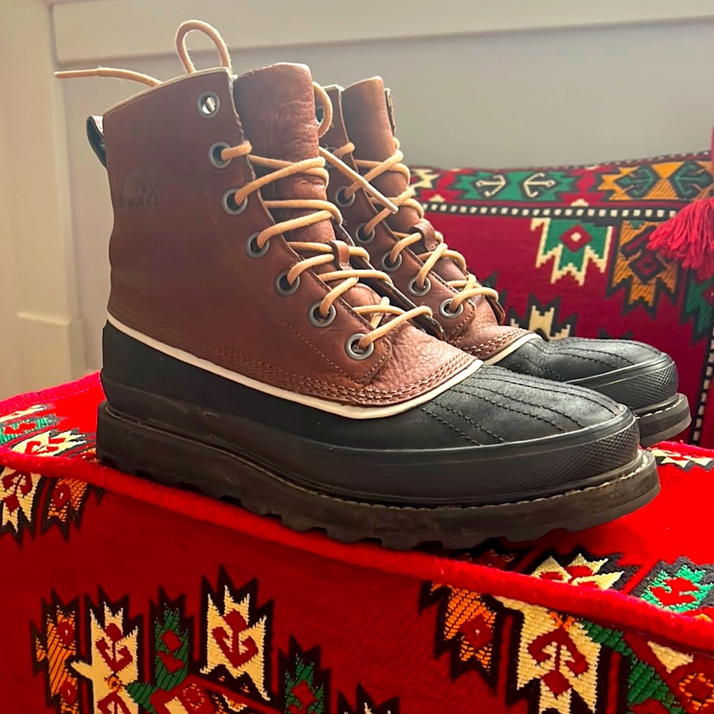 Leather Sorel Boots- waterproof